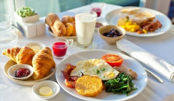 Οι χειρότερες συνήθειες στο πρωινό γεύμα - αν θέλεις να έχεις επίπεδη κοιλιά