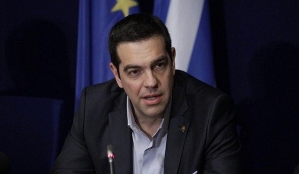 Έξαλλη με τον Τσίπρα πασίγνωστη ηθοποιός: Ζει αυτός με 500 ευρώ μεικτά;