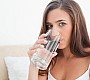 Τι να προσθέσετε στο νερό που πίνετε για καλύτερη συνολική υγεία