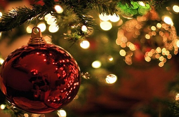 7 λάθη στην χριστουγεννιάτικη διακόσμηση που είναι πραγματικά επικίνδυνα