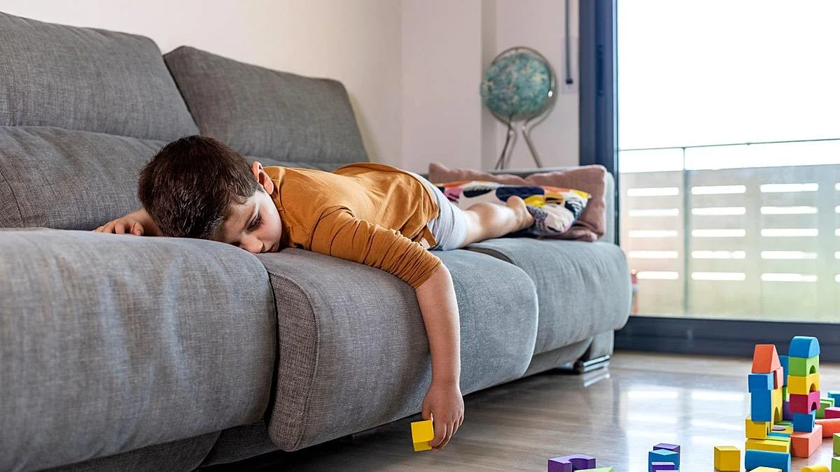 7 αθώες φράσεις που δείχνουν ότι ένα παιδί ζητάει βοήθεια – Τι κρύβεται πίσω από τα λόγια τους