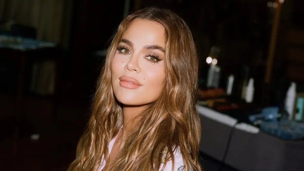 Το φθινοπωρινό μανικιούρ της Khloé Kardashian που θυμίζει μικρό ελάφι