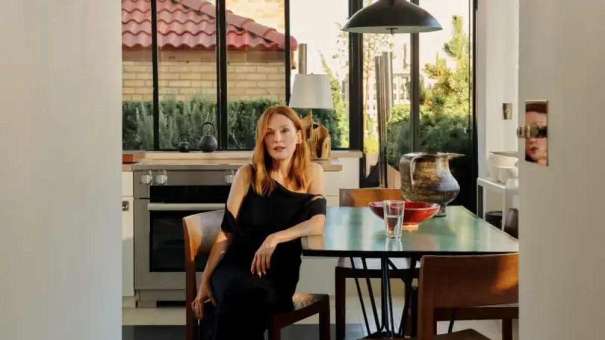 Το vintage ρετιρέ της Julianne Moore στη Νέα Υόρκη συνδυάζει ιστορία και λειτουργικότητα