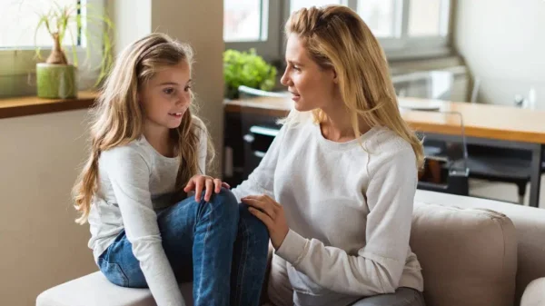 5 ερωτήσεις που μπορούμε να θέσουμε στα παιδιά μας για να εξελιχθούμε ως γονείς