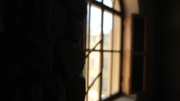 7 σημάδια που πάντα μαρτυρούν συναισθηματικά ανώριμους ανθρώπους