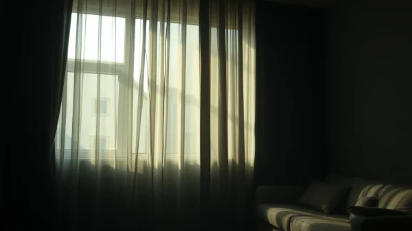 Ο αέρας στο σπίτι σου είναι πιο βρώμικος από αυτόν του δρόμου; 5 λάθη που κάνεις καθημερινά