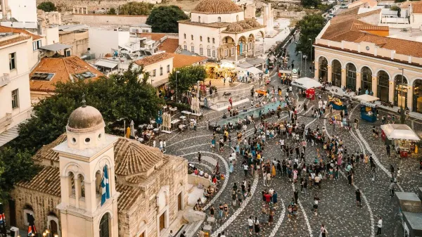 Ρεκόρ αφίξεων και εσόδων για τον ελληνικό τουρισμό το 2026