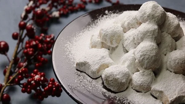 Κουραμπιέδες: Η καλύτερη συνταγή από τον Πάνο Ιωαννίδη