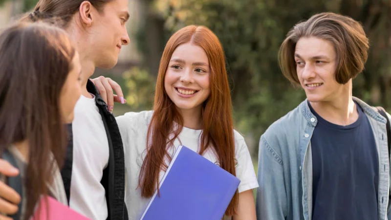 Έξι αλάνθαστα σημάδια που δείχνουν ότι σε συμπαθούν