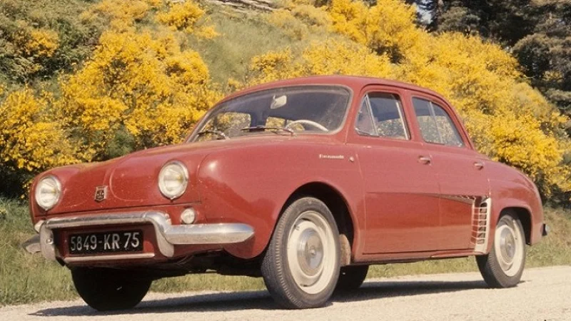 Από τους αστραφτερούς προφυλακτήρες  στους πλαστικούς που προσφέρουν μεγαλύτερη ασφάλεια