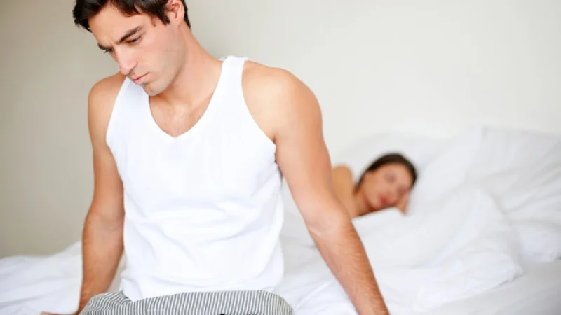 Οι άνδρες που νιώθουν πιεσμένοι και εξαντλημένοι, συχνά εμφανίζουν αυτές τις 10 χαρακτηριστικές συμπεριφορές χωρίς να το συνειδητοποιούν