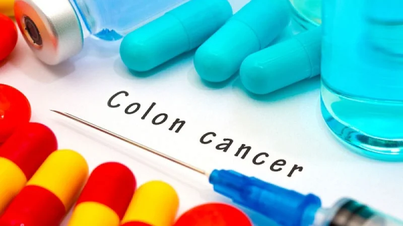 Καρκίνος Παχέος Εντέρου: Τα συμπτώματα που δεν πρέπει να αγνοήσουν οι 45ρηδες