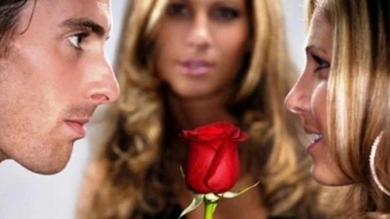 3 λόγοι που οι άντρες αποφασίζουν να βάλουν τρίτο πρόσωπο στη σχέση τους