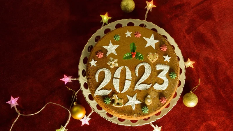 Bασιλόπιτα: Υπεροχές συνταγές από τον Στέλιο Παρλιάρο και τον Άκη Πετρετζίκη